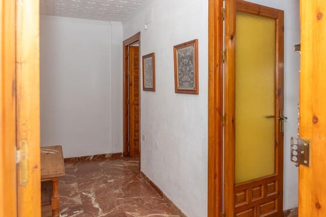 4 Zimmer Wohnung zu verkaufen in Guadix - 110.000 € (Ref: 9659475)