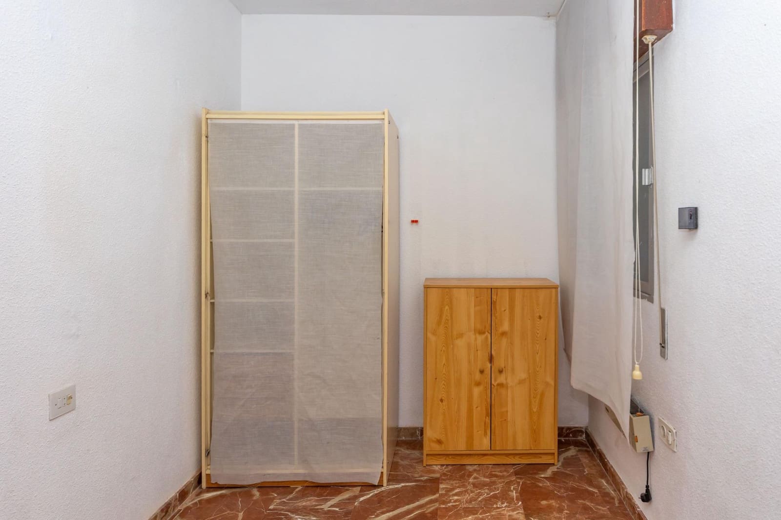 4 Zimmer Wohnung zu verkaufen in Guadix - 110.000 € (Ref: 9659475)