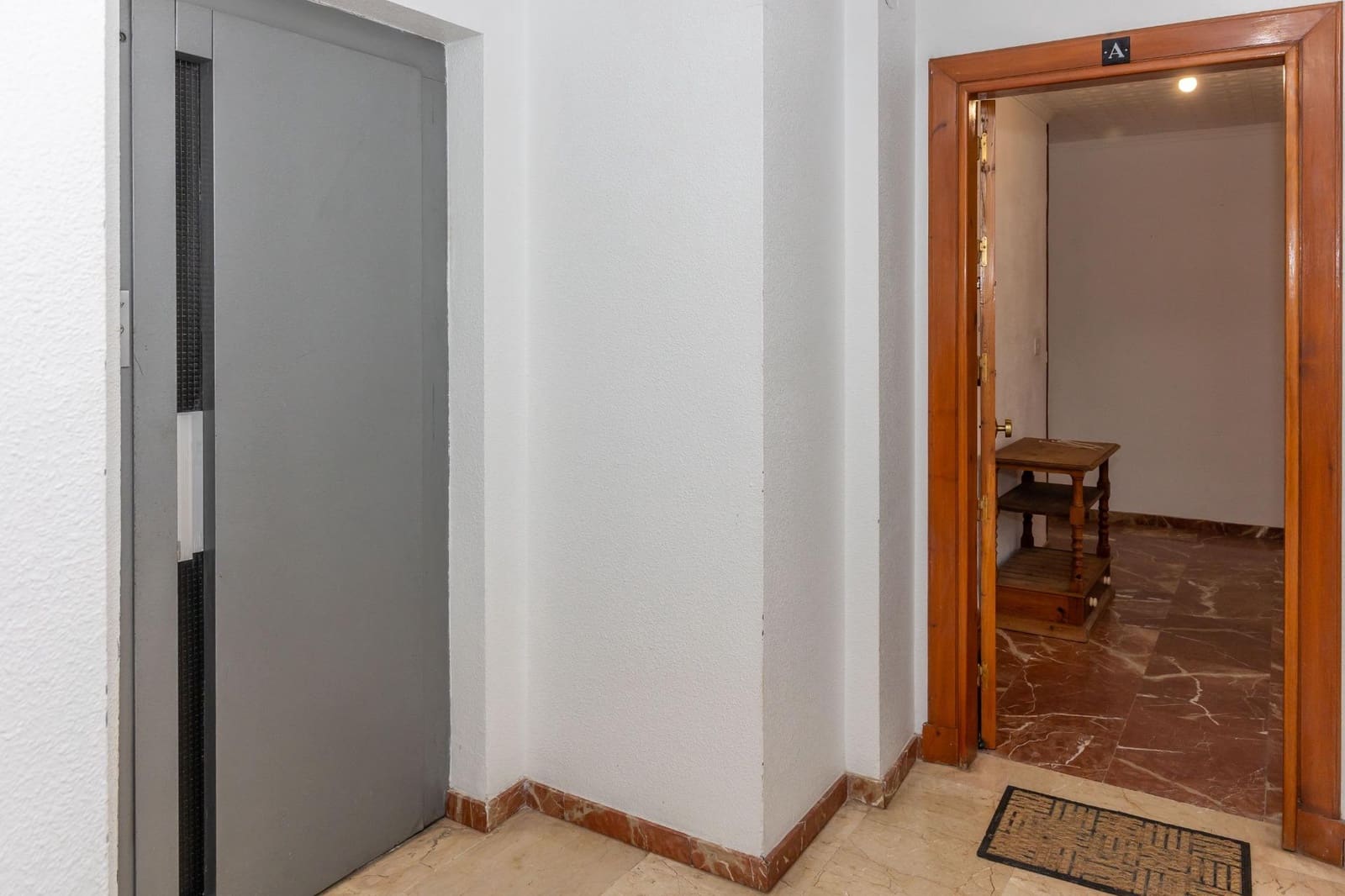 4 Zimmer Wohnung zu verkaufen in Guadix - 110.000 € (Ref: 9659475)