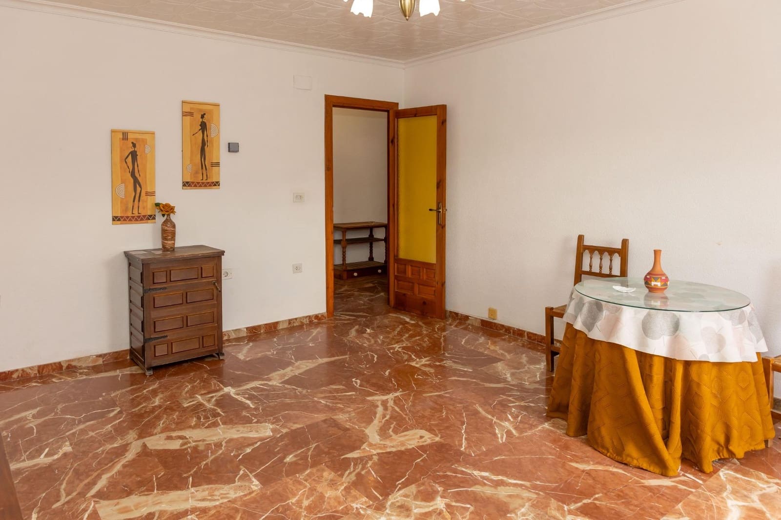 4 Zimmer Wohnung zu verkaufen in Guadix - 110.000 € (Ref: 9659475)