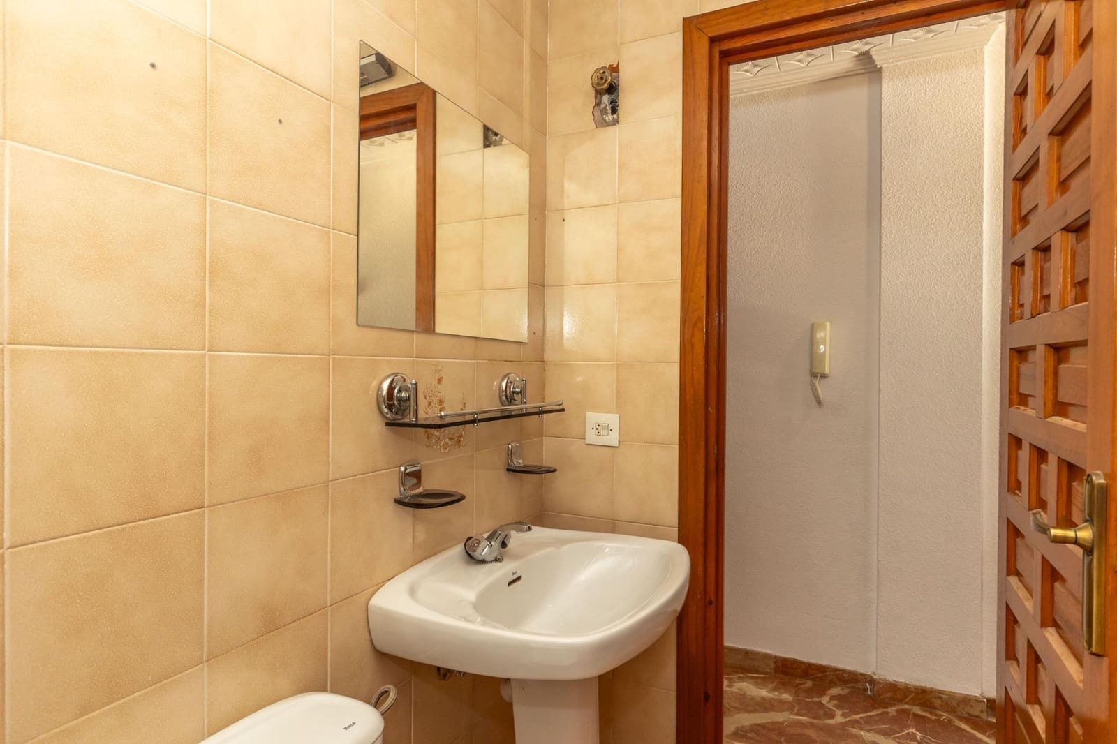 4 Zimmer Wohnung zu verkaufen in Guadix - 110.000 € (Ref: 9659475)