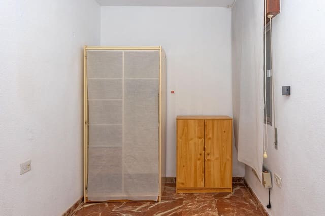 4 Zimmer Wohnung zu verkaufen in Guadix - 110.000 € (Ref: 9659475)