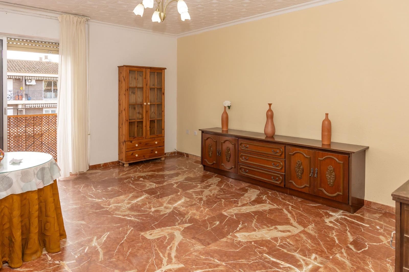 4 Zimmer Wohnung zu verkaufen in Guadix - 110.000 € (Ref: 9659475)