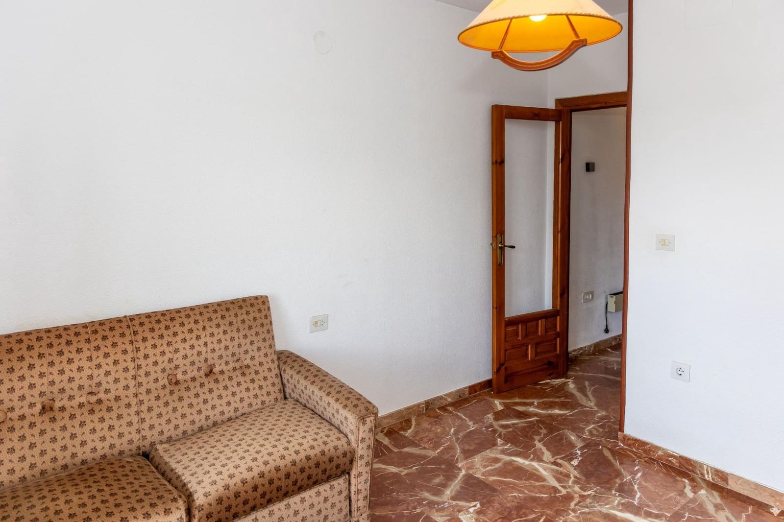 4 Zimmer Wohnung zu verkaufen in Guadix - 110.000 € (Ref: 9659475)