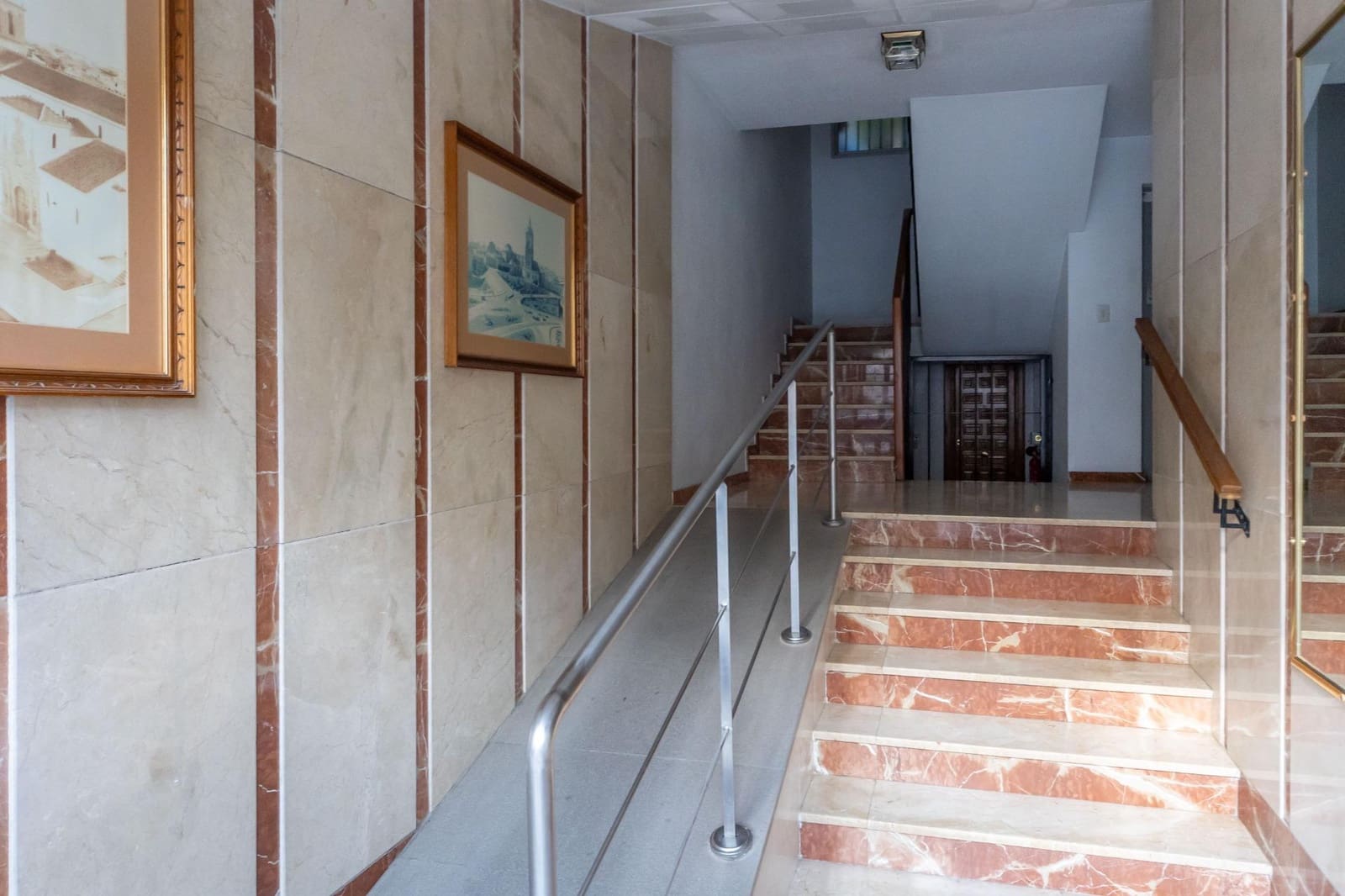 4 Zimmer Wohnung zu verkaufen in Guadix - 110.000 € (Ref: 9659475)