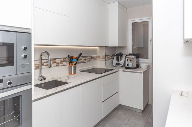 3 bedroom Flat for sale in Guadix - € 165,000 (Ref: 9670731)