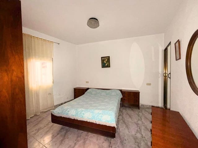 5 bedroom Terraced Villa for sale in Villanueva de las Torres - € 55,000 (Ref: 9670732)