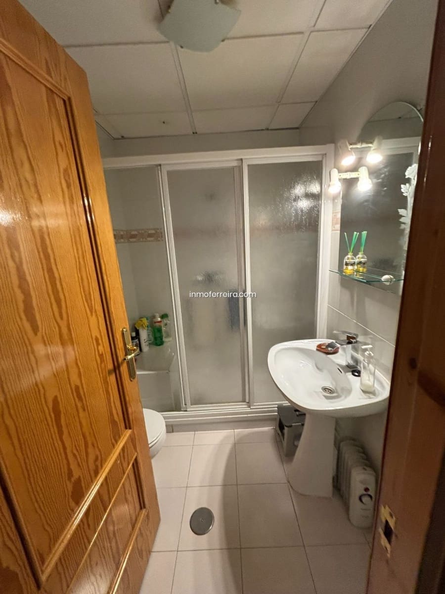 7 bedroom Villa for sale in Siles with pool garage - € 290,000 (Ref: 9695391)