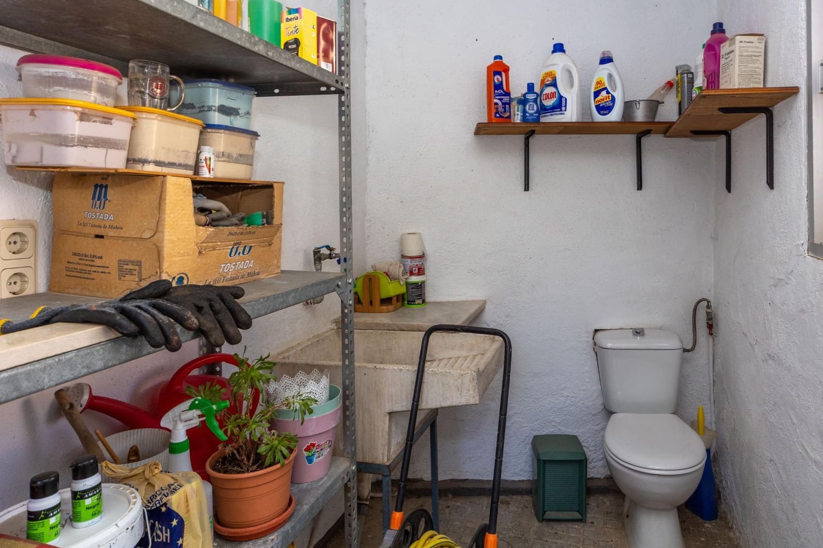 4 soveværelse Villa til salg i Guadix med garage - € 375.000 (Ref: 9712002)