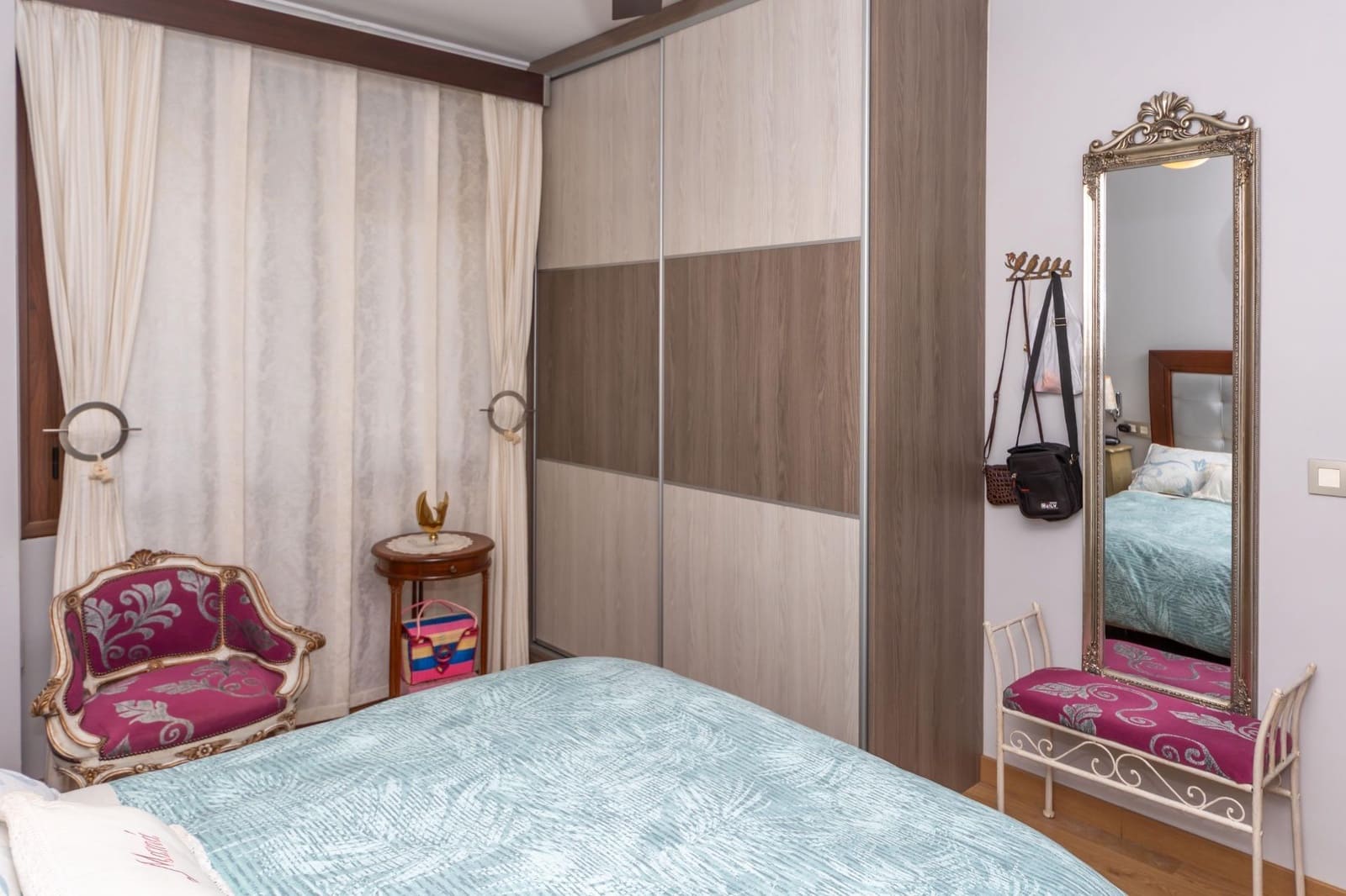 4 soveværelse Villa til salg i Guadix med garage - € 375.000 (Ref: 9712002)