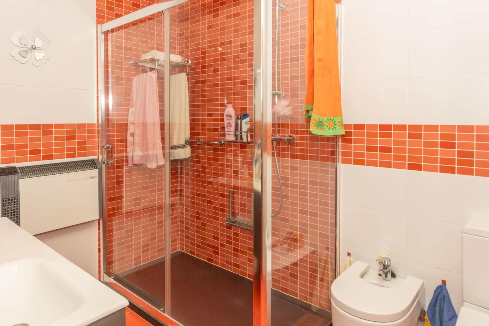 4 soveværelse Villa til salg i Guadix med garage - € 375.000 (Ref: 9712002)