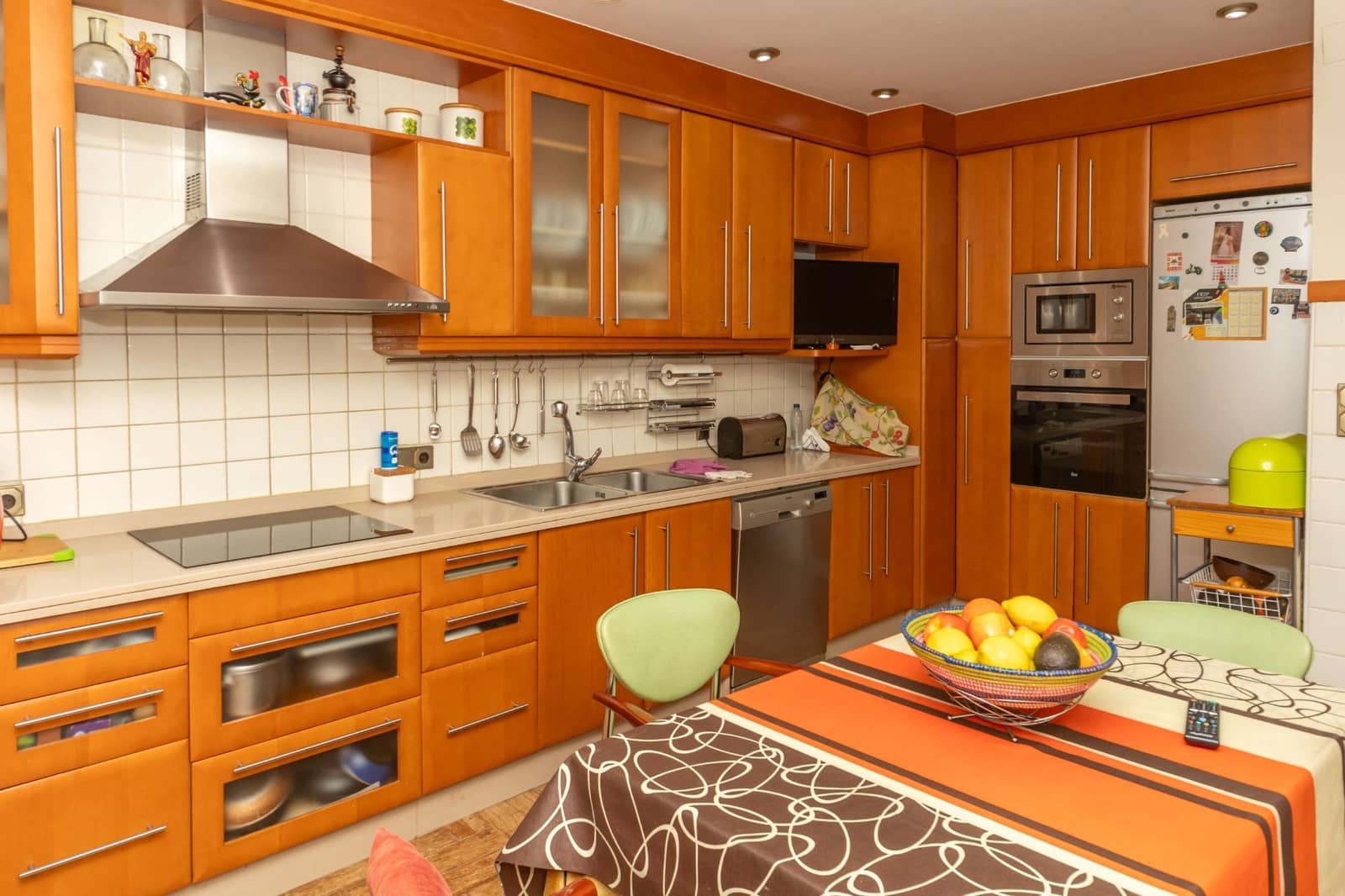 4 soveværelse Villa til salg i Guadix med garage - € 375.000 (Ref: 9712002)