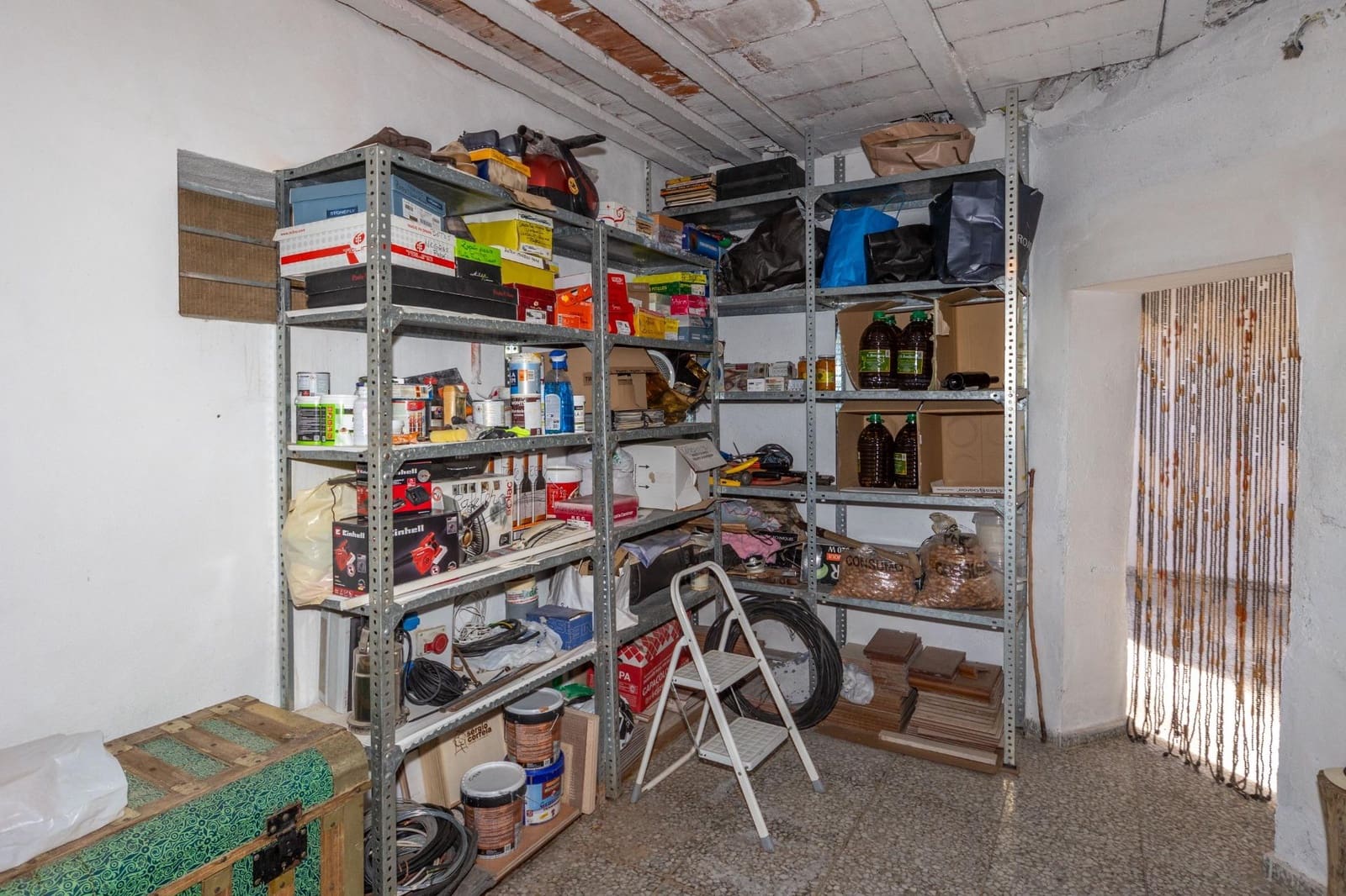 4 soveværelse Villa til salg i Guadix med garage - € 375.000 (Ref: 9712002)