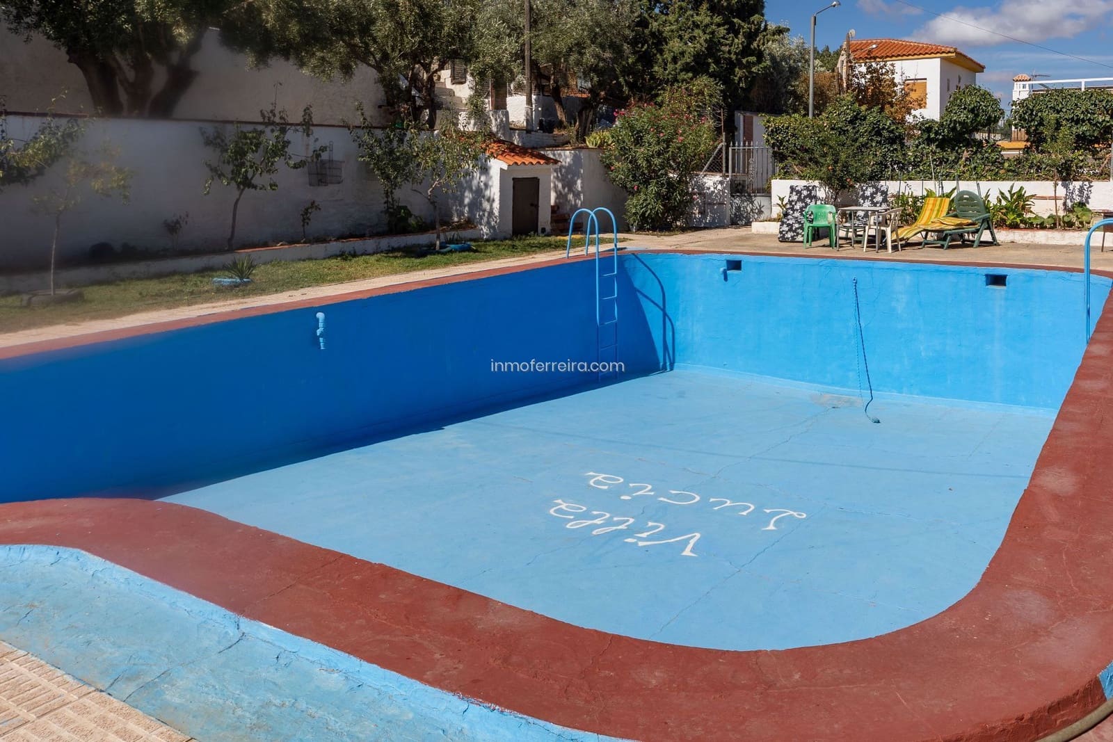 4 bedroom Villa for sale in Guadix with pool - € 325,000 (Ref: 9738596)