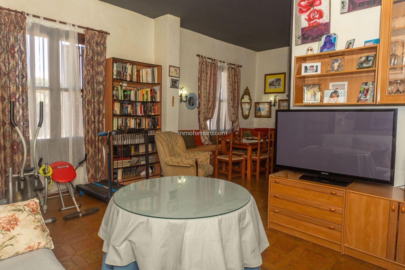 4 bedroom Villa for sale in Guadix with pool - € 325,000 (Ref: 9738596)