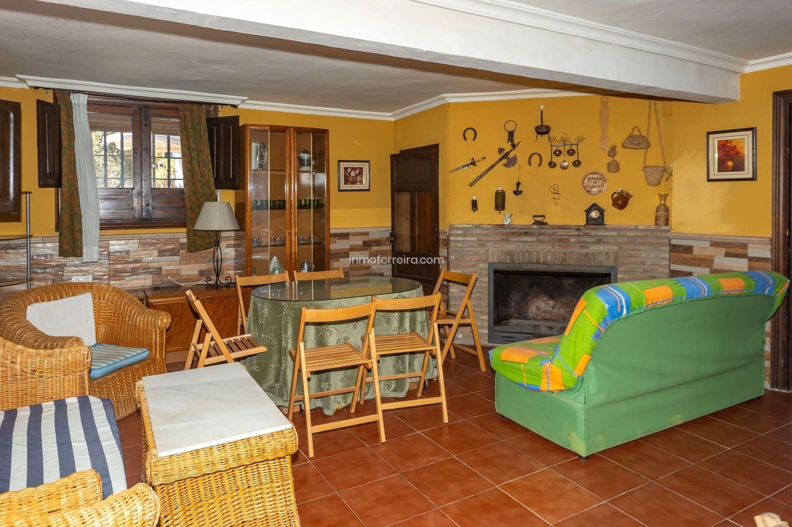 4 bedroom Villa for sale in Guadix with pool - € 325,000 (Ref: 9738596)