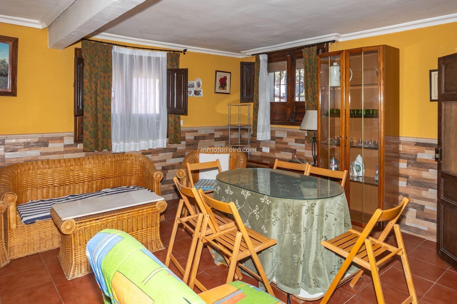 4 bedroom Villa for sale in Guadix with pool - € 325,000 (Ref: 9738596)