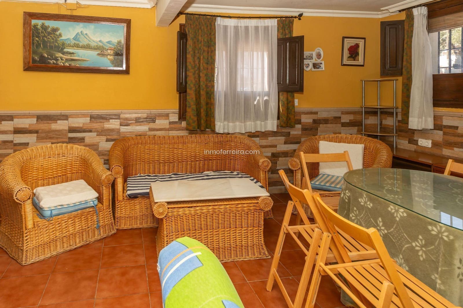 4 bedroom Villa for sale in Guadix with pool - € 325,000 (Ref: 9738596)