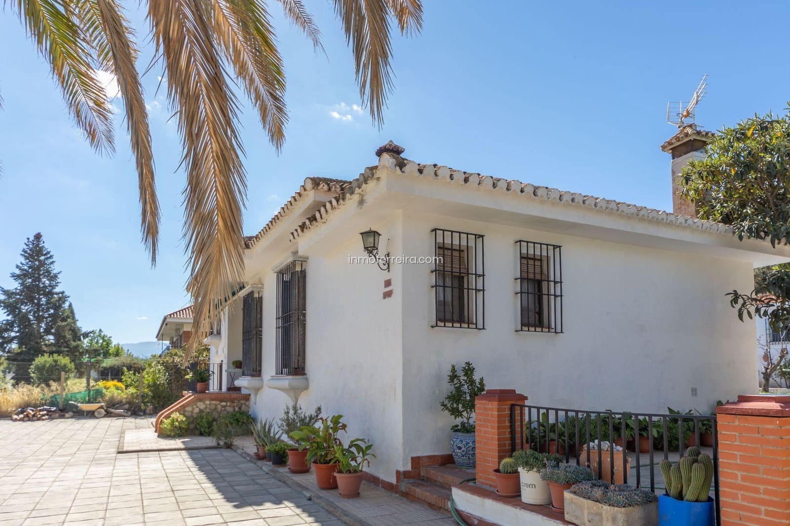 4 bedroom Villa for sale in Guadix with pool - € 325,000 (Ref: 9738596)