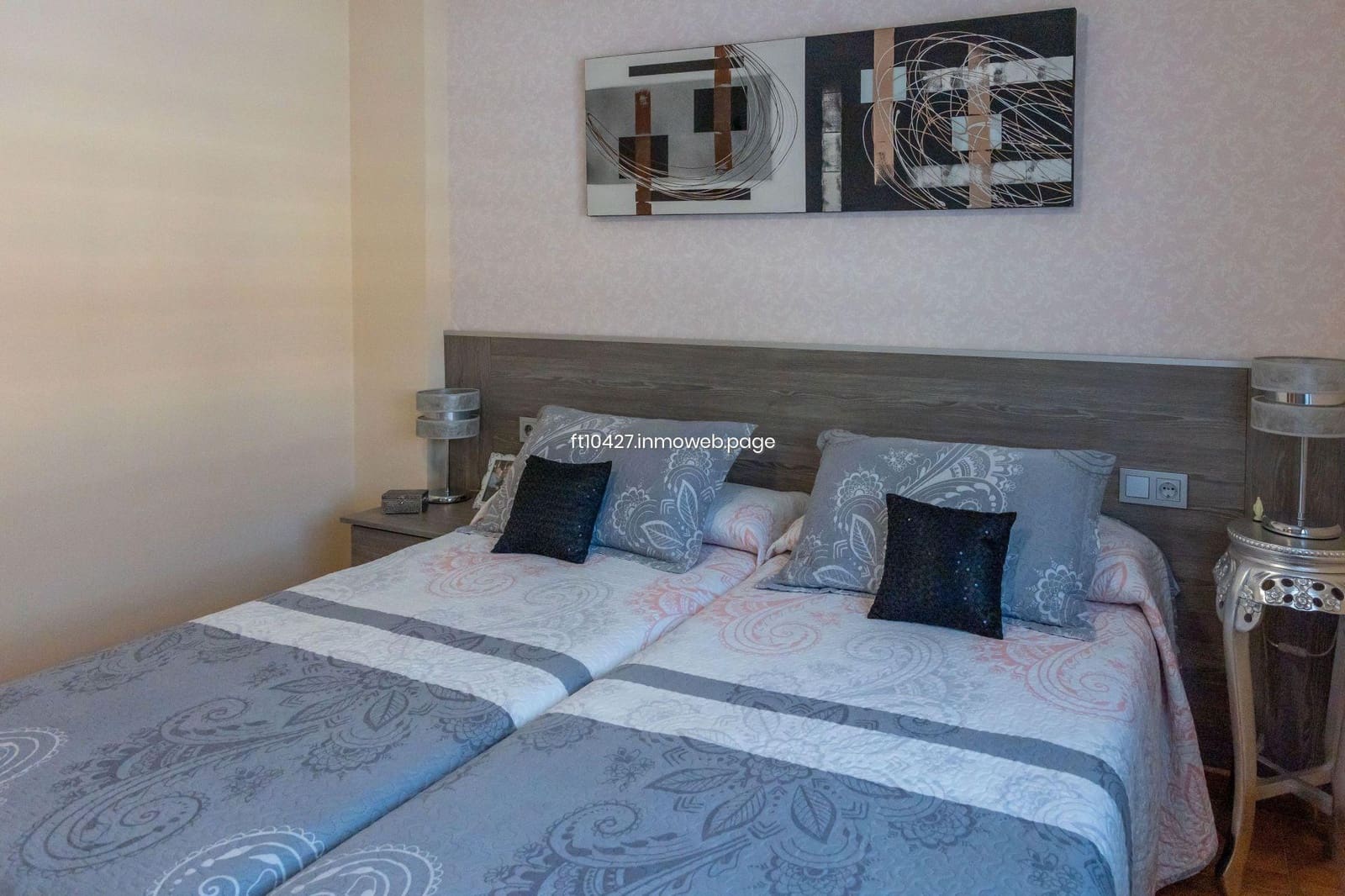 4 bedroom Villa for sale in Guadix - € 200,000 (Ref: 9770702)