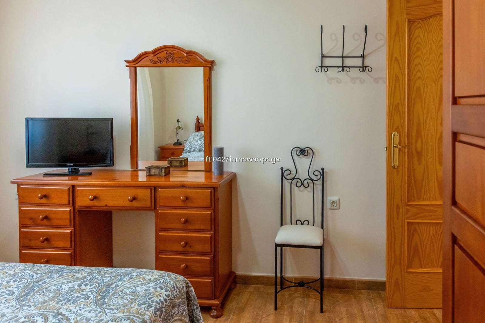 4 bedroom Villa for sale in Guadix - € 200,000 (Ref: 9770702)