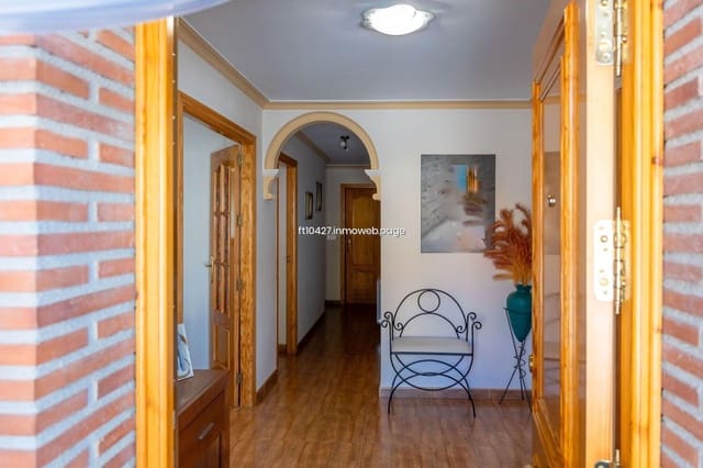 4 Zimmer Villa zu verkaufen in Guadix - 200.000 € (Ref: 9770702)