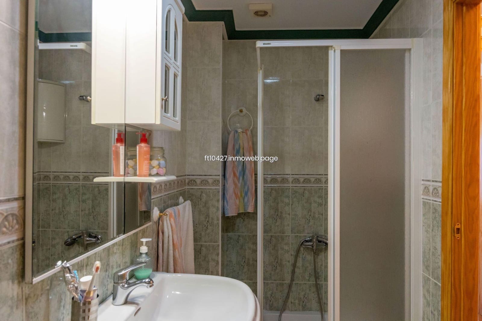 4 bedroom Villa for sale in Guadix - € 200,000 (Ref: 9770702)