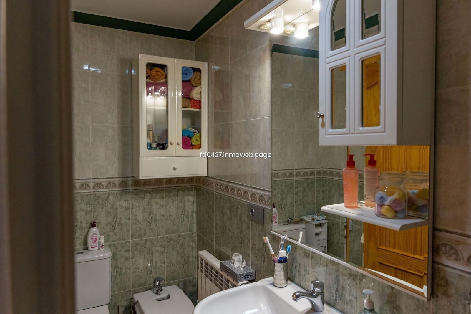 4 bedroom Villa for sale in Guadix - € 200,000 (Ref: 9770702)