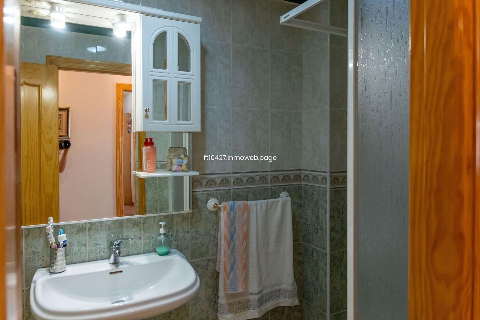 4 bedroom Villa for sale in Guadix - € 200,000 (Ref: 9770702)