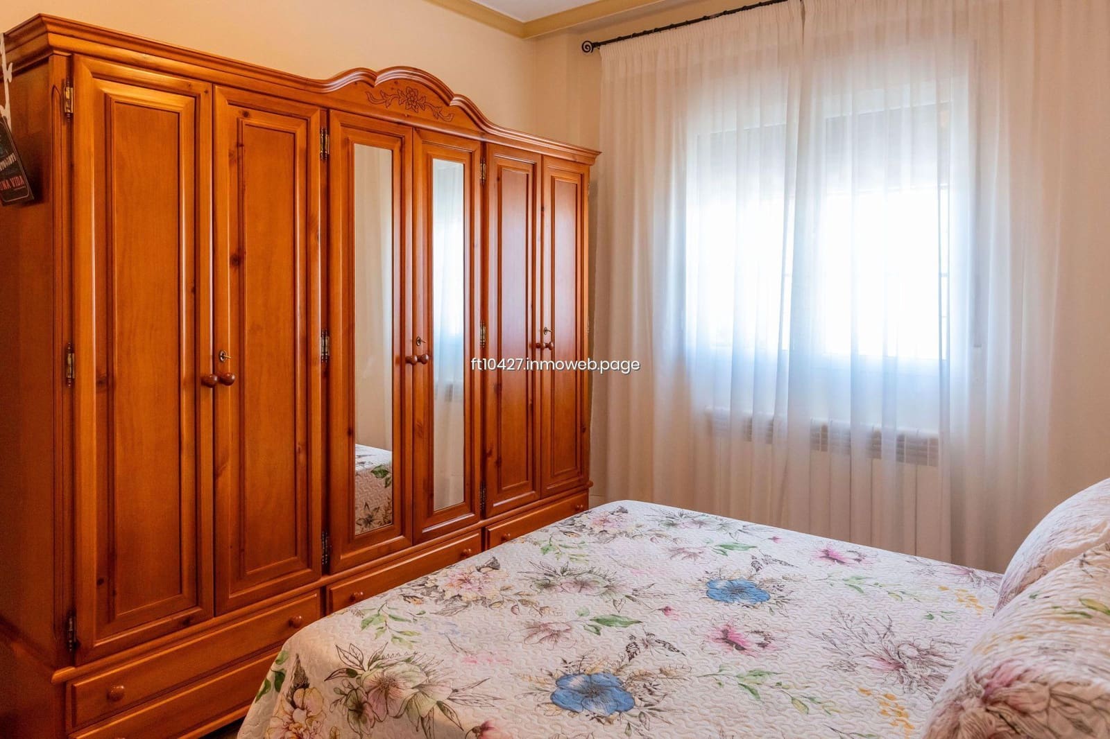 4 bedroom Villa for sale in Guadix - € 200,000 (Ref: 9770702)