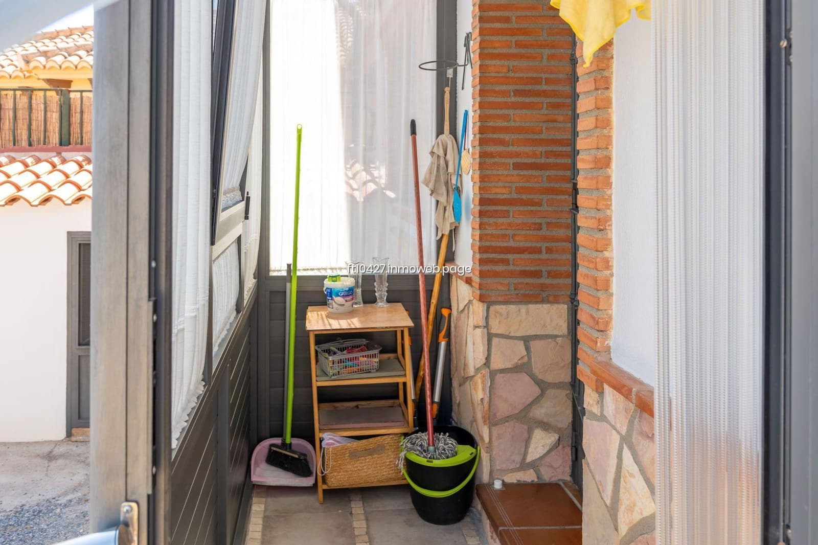 4 bedroom Villa for sale in Guadix - € 200,000 (Ref: 9770702)