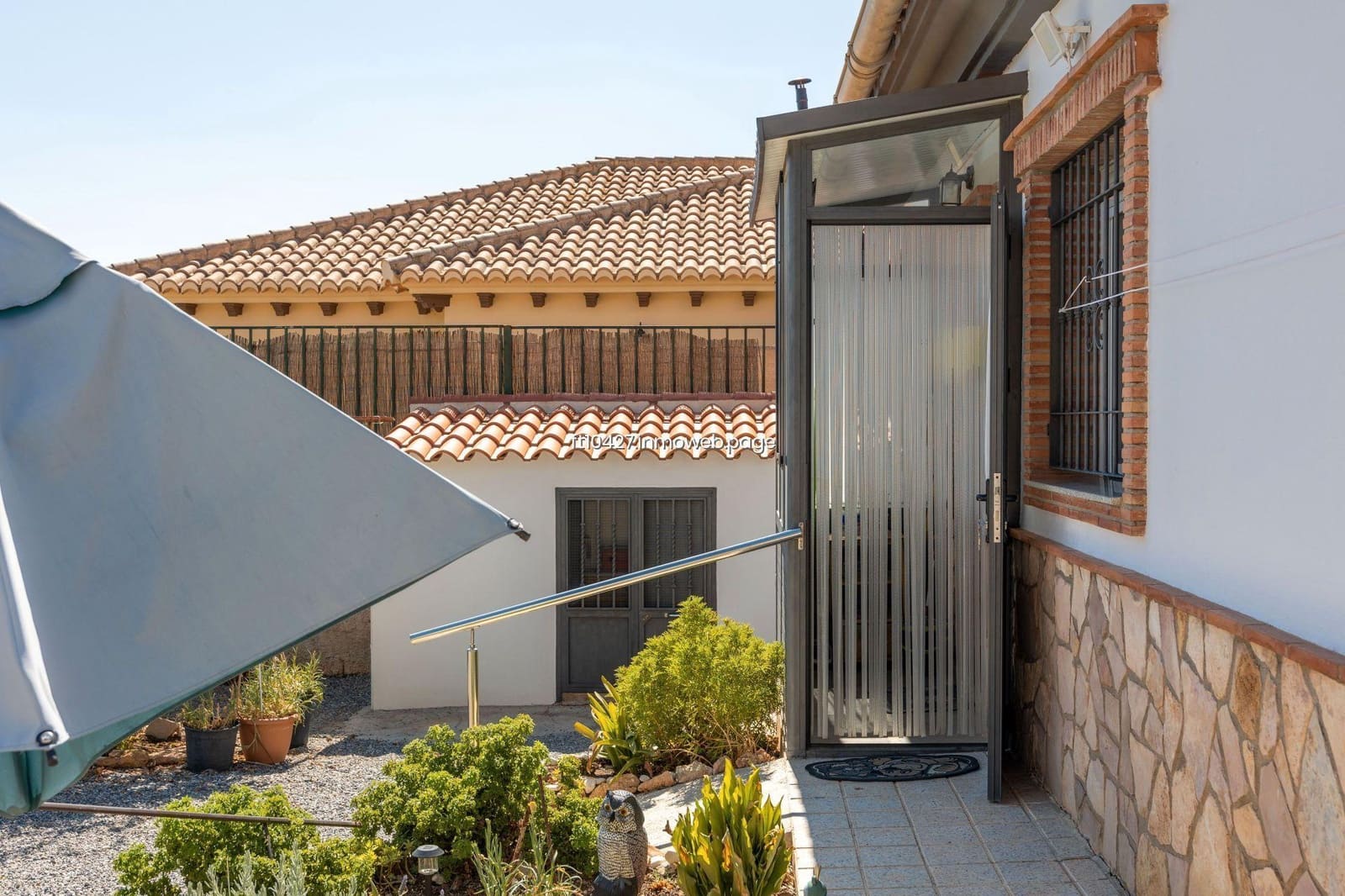 4 bedroom Villa for sale in Guadix - € 200,000 (Ref: 9770702)