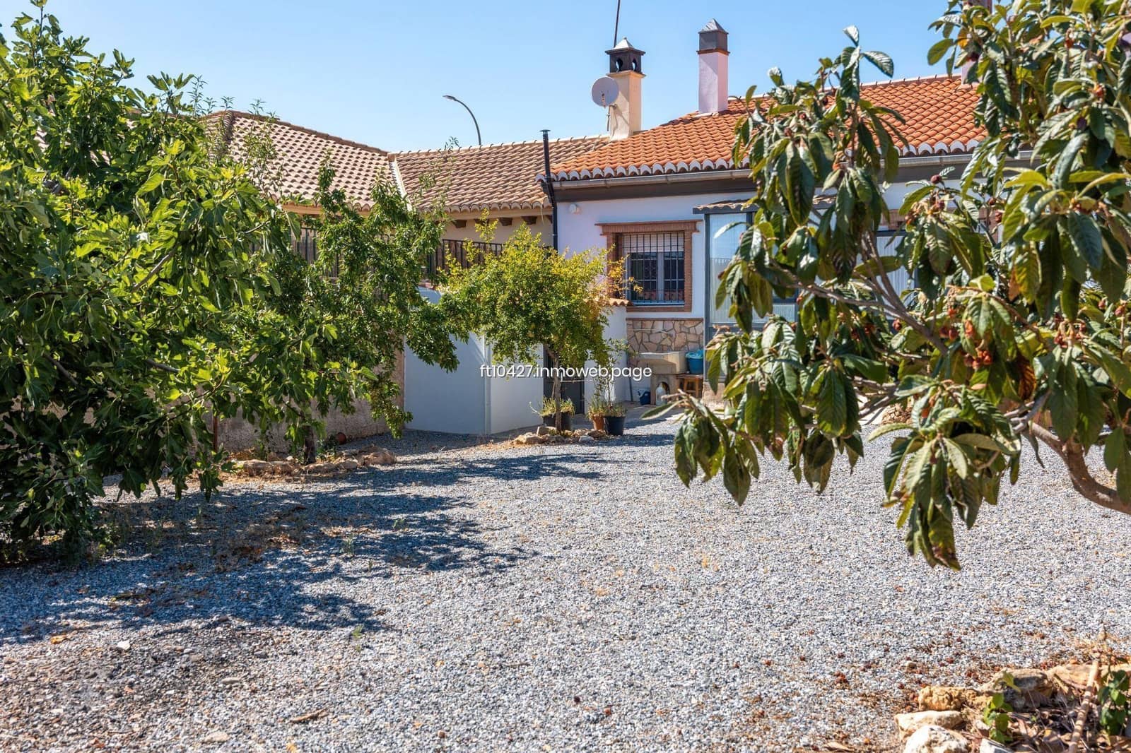 4 bedroom Villa for sale in Guadix - € 200,000 (Ref: 9770702)