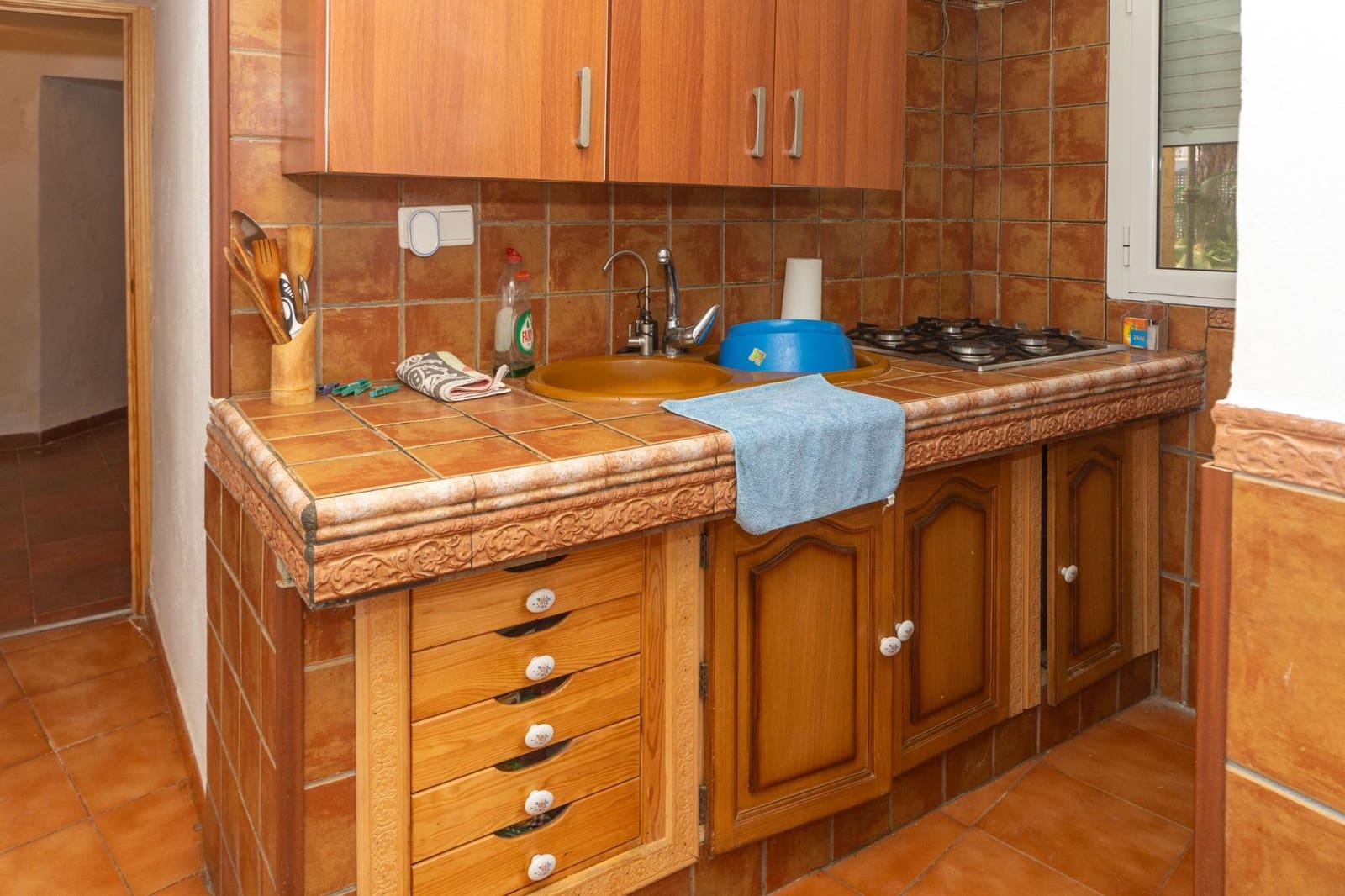 7 makuuhuone Omakotitalo myytävänä paikassa Benalua de Guadix mukana 
autotalli - 80 000 € (Ref: 9780597)