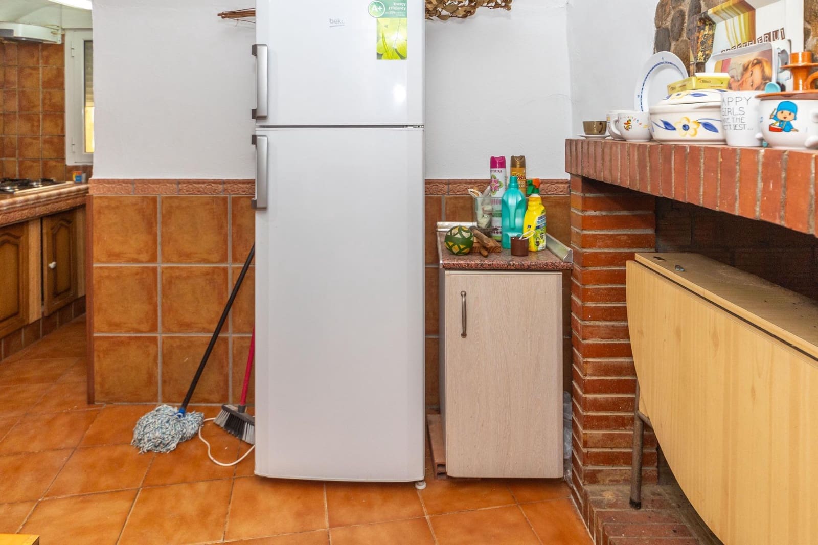 7 makuuhuone Omakotitalo myytävänä paikassa Benalua de Guadix mukana 
autotalli - 80 000 € (Ref: 9780597)