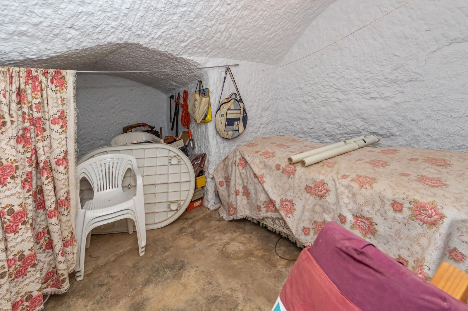 7 makuuhuone Omakotitalo myytävänä paikassa Benalua de Guadix mukana 
autotalli - 80 000 € (Ref: 9780597)