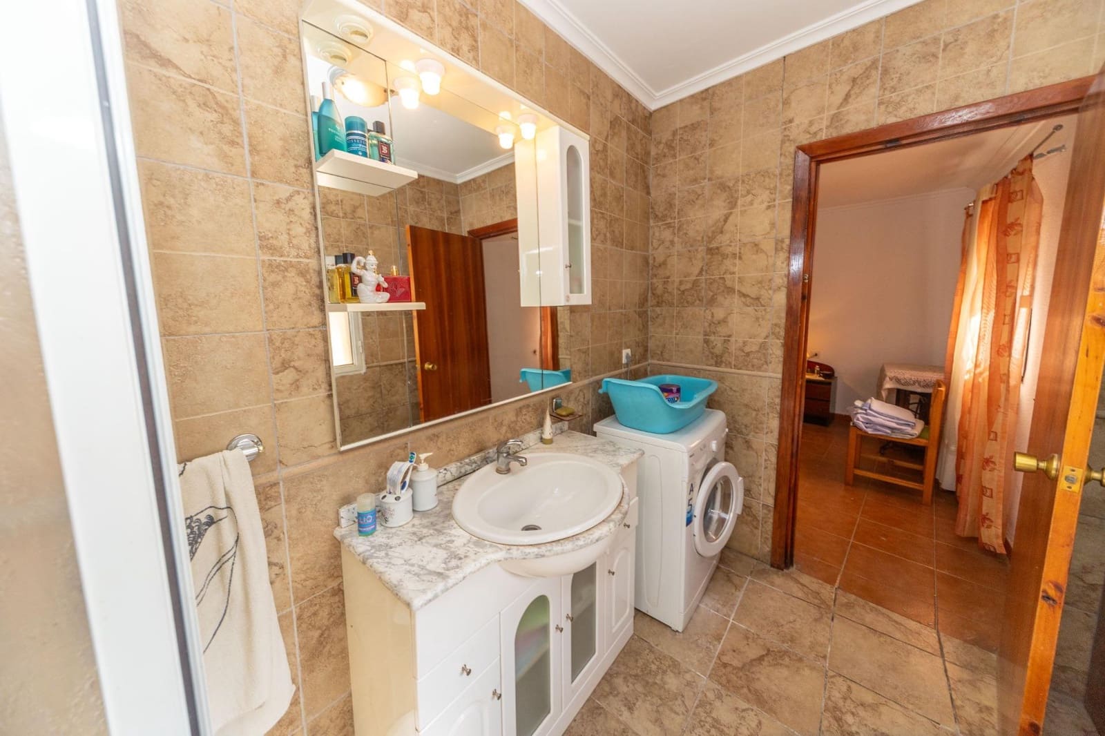 7 makuuhuone Omakotitalo myytävänä paikassa Benalua de Guadix mukana 
autotalli - 80 000 € (Ref: 9780597)