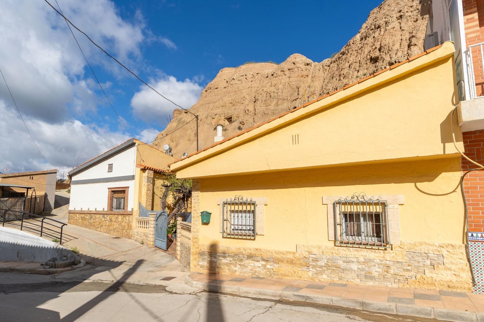 7 makuuhuone Omakotitalo myytävänä paikassa Benalua de Guadix mukana 
autotalli - 80 000 € (Ref: 9780597)