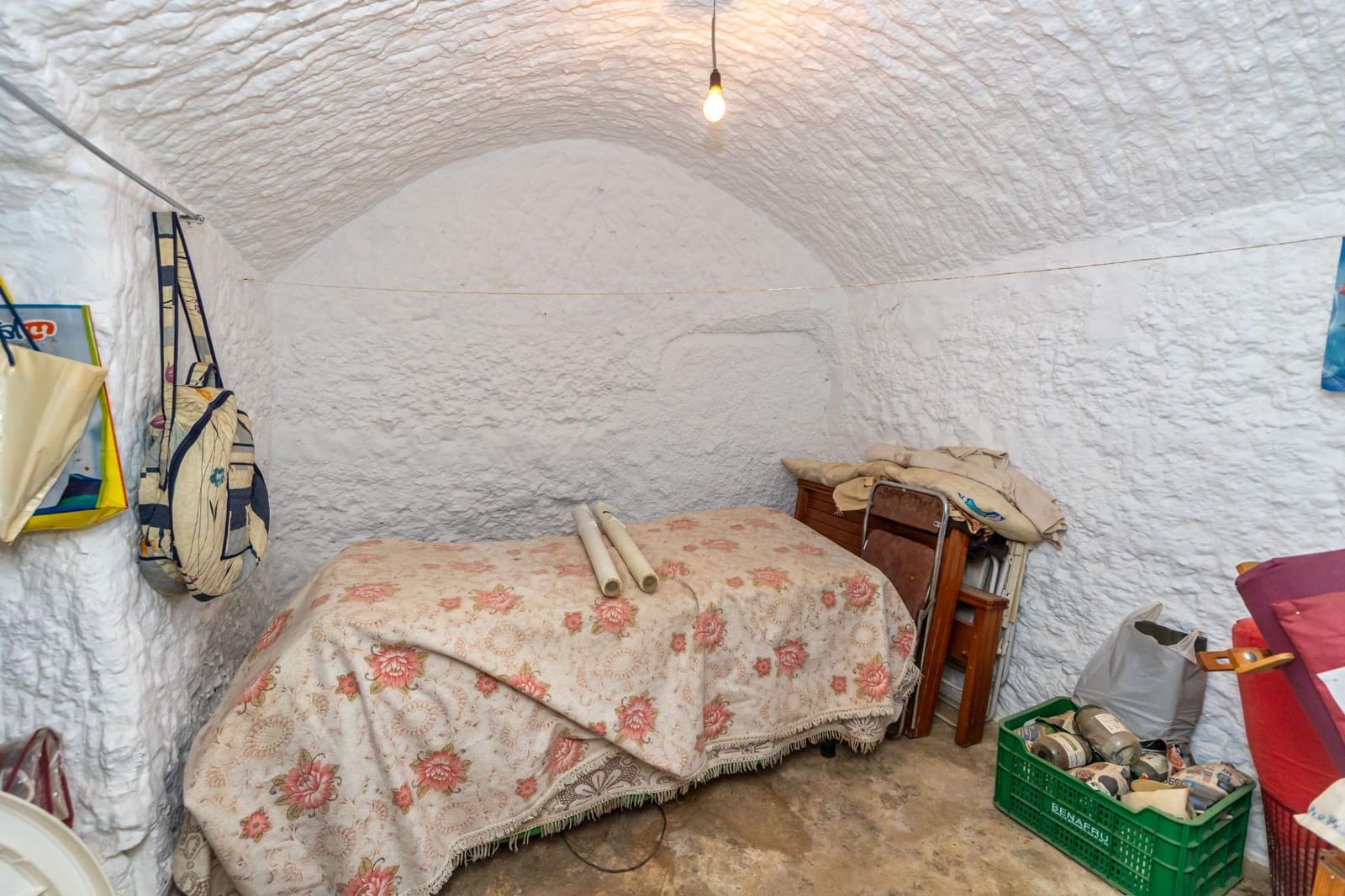 7 makuuhuone Omakotitalo myytävänä paikassa Benalua de Guadix mukana 
autotalli - 80 000 € (Ref: 9780597)