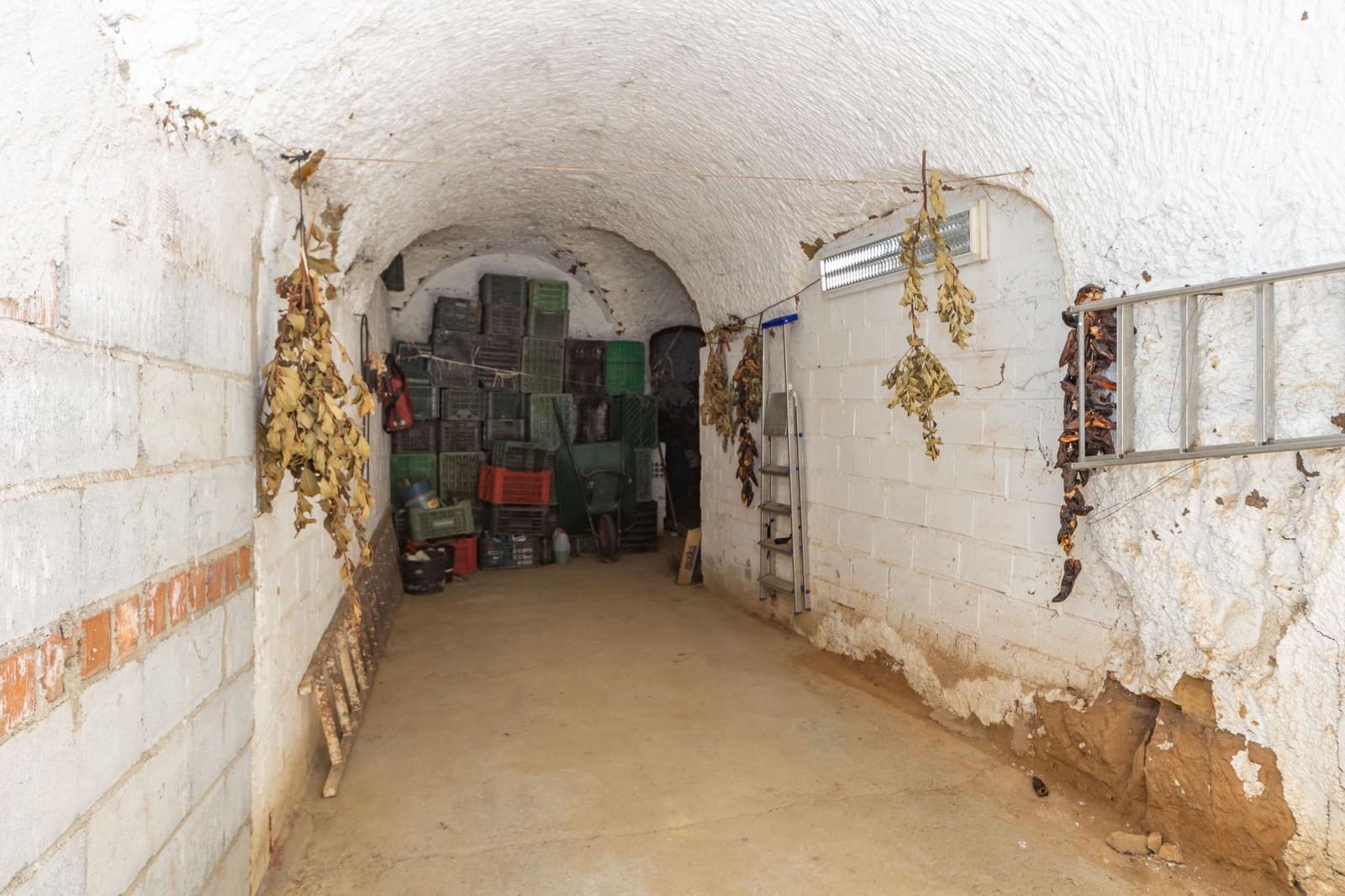 7 makuuhuone Omakotitalo myytävänä paikassa Benalua de Guadix mukana 
autotalli - 80 000 € (Ref: 9780597)