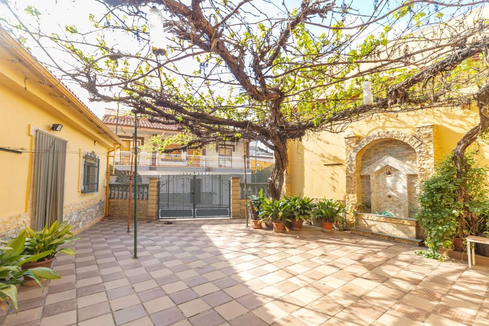 7 makuuhuone Omakotitalo myytävänä paikassa Benalua de Guadix mukana 
autotalli - 80 000 € (Ref: 9780597)