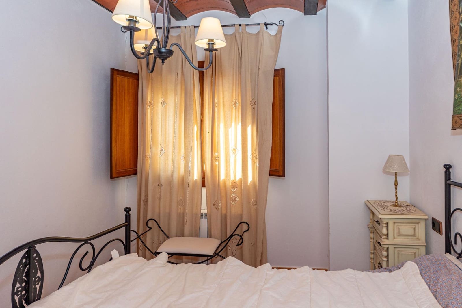 5 bedroom Townhouse for sale in Gor - € 160,000 (Ref: 9797149)