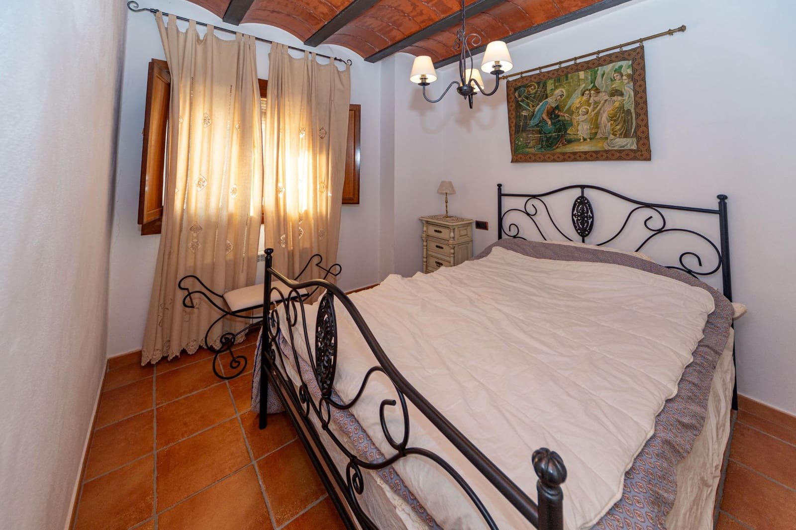 5 bedroom Townhouse for sale in Gor - € 160,000 (Ref: 9797149)