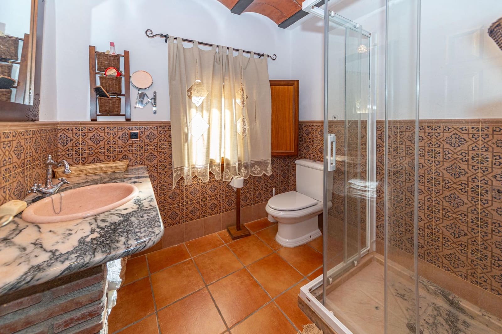 5 bedroom Townhouse for sale in Gor - € 160,000 (Ref: 9797149)