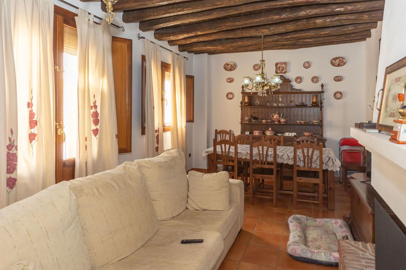 5 bedroom Townhouse for sale in Gor - € 160,000 (Ref: 9797149)