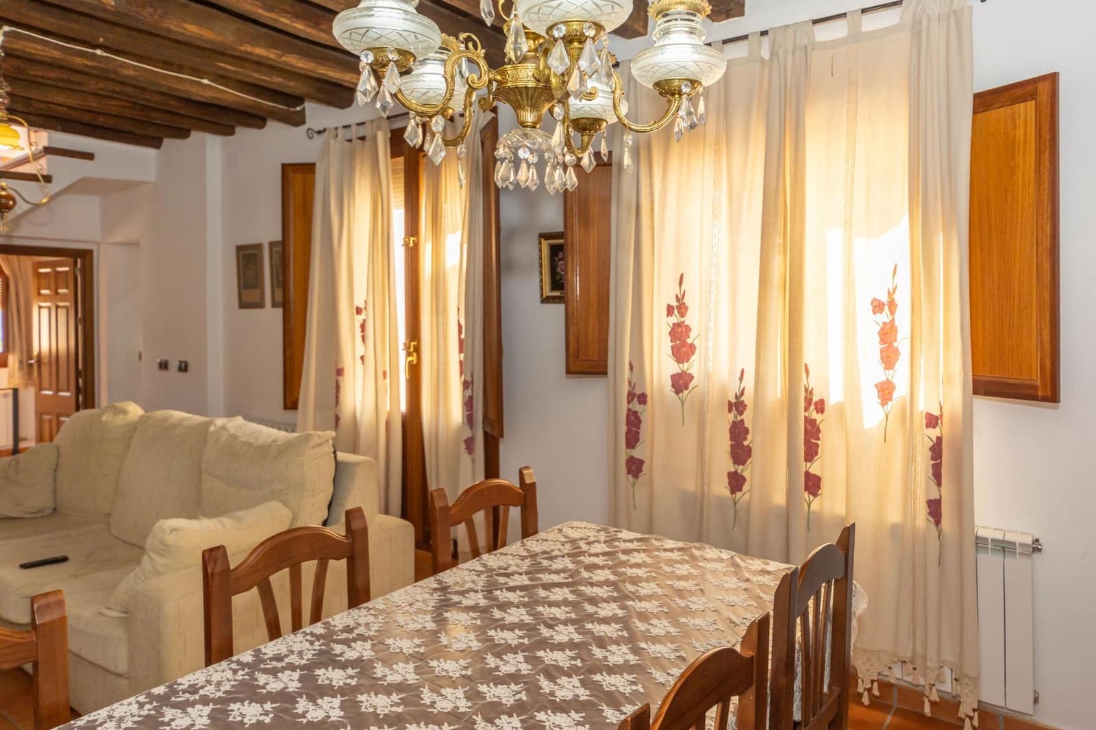 5 bedroom Townhouse for sale in Gor - € 160,000 (Ref: 9797149)