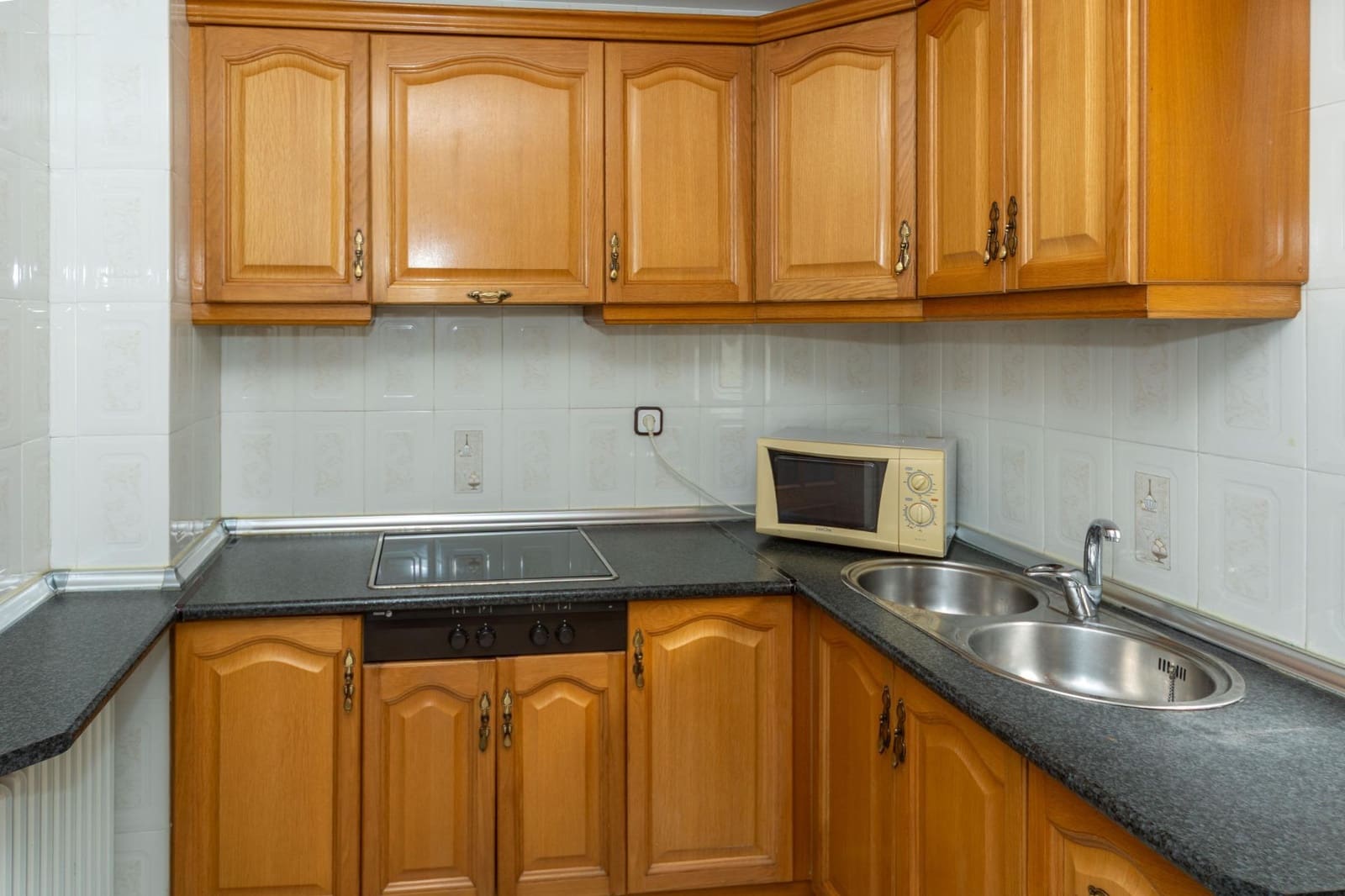4 bedroom Flat for sale in Guadix - € 115,000 (Ref: 9820549)