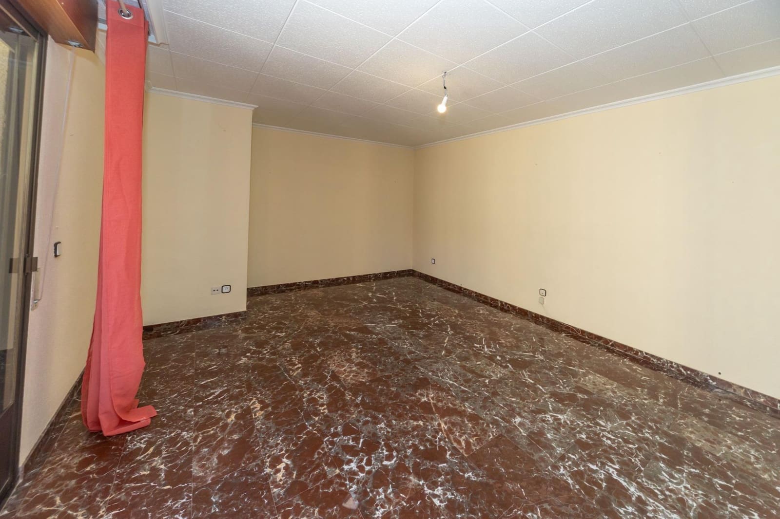 4 bedroom Flat for sale in Guadix - € 115,000 (Ref: 9820549)
