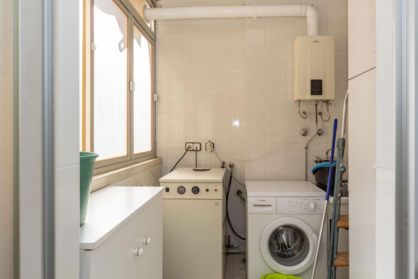 4 bedroom Flat for sale in Guadix - € 115,000 (Ref: 9820549)