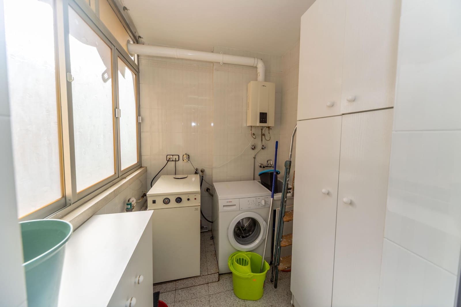 4 bedroom Flat for sale in Guadix - € 115,000 (Ref: 9820549)